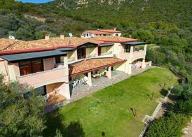 Le Domus De Chia 3