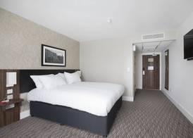 Spring River Ebbsfleet by Marston's Inns 5