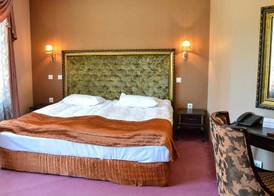 Kristel Hotel 4