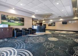 Clarion Hotel & Suites Brandon 3
