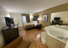 Quality Inn Branson - Hwy 76 Central 3