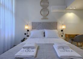 Marea Boutique Suites 4