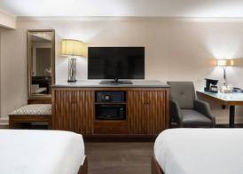 Eden Resort and Suites, BW Premier Collection 5