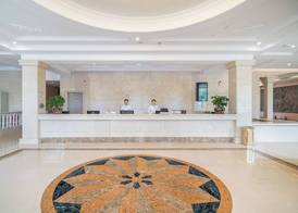Rezen Select Shanghai International Resort 3