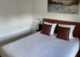 Brit Hotel Cherbourg 4