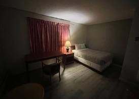 Uptown Motel 4