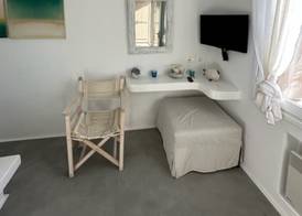 White Rock Suites & Villas 2