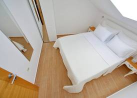Apartments Nina 5