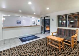 Inn at Lander, Travelodge by Wyndham 4