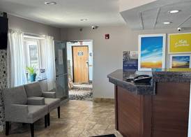 Days Inn by Wyndham Ames 5