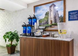 Best Western Atlanta-Marietta Ballpark Hotel 4
