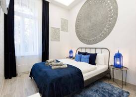 Silver Rooms by Staymood Holidays 5