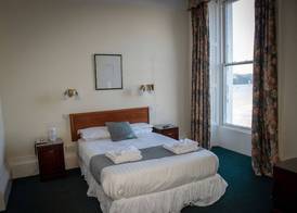 Royal Lion Hotel 3
