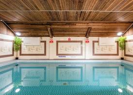 Beach Hut Suites 5