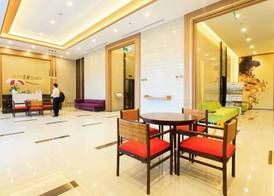 Refined Saigon - Rivergate Apartment 2
