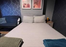 London E1 Hostel 2