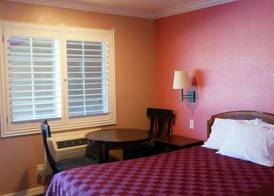 Sealamp Inn 4