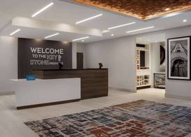 Hampton Inn By Hilton Winnipeg Downtown 2