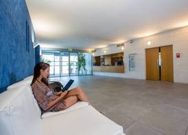 Sea Lion Hotel 3
