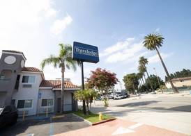 Travelodge by Wyndham Whittier 2