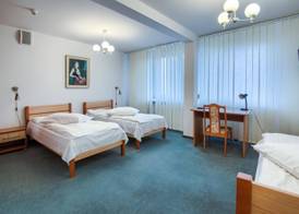 Hotel Konin 4