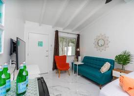 BelleVue Oasis - Adults Only 5
