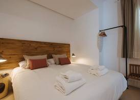 Eva Recommends Castellar Pool & Terrace 5