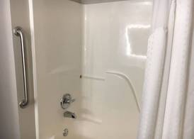 Holiday Inn Express & Suites THOMASVILLE by IHG 2