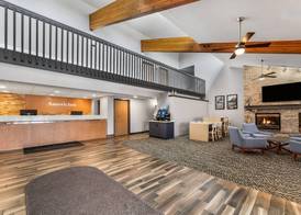 AmericInn by Wyndham Sauk Centre 2