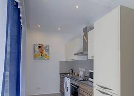 Deluxe Studio in a Prime Location, Wifi 5