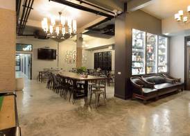 Castle Black Bangkok 3