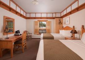 Old Faithful Snow Lodge & Cabins - Inside the Park 4