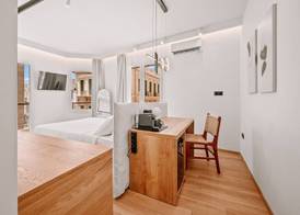 Plānis Str Urban Suites by Semavί 5
