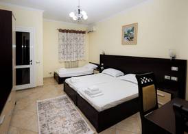 Opus Hotel 2