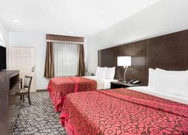 Days Inn & Suites by Wyndham Madisonville 5