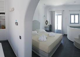 Unique Suites 3
