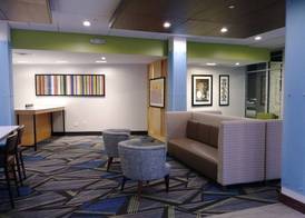 Holiday Inn Express & Suites DALLAS NORTHEAST - ARBORETUM by IHG 2