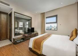 Cosmos Hotel Danang 5