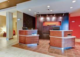 Courtyard by Marriott Bridgeport Clarksburg 3