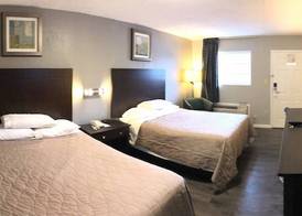 Deerfield Inn and Suites - Fairview 4
