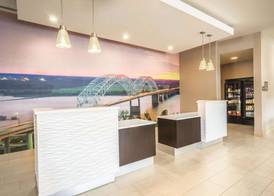 La Quinta by Wyndham Memphis Downtown 2