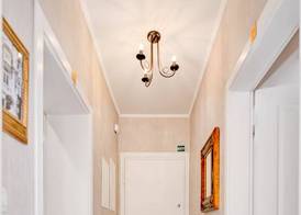 Le Monde - Vintage Accommodation 2