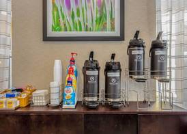 La Quinta by Wyndham Orlando Airport - On Property Food Trucks & Free Airport Shuttle! 3