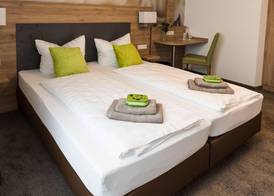 The Outlet Hotel 5