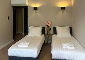 Hotel 83 5