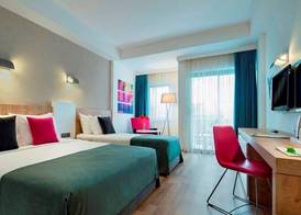 Novum Garden Side Hotel 4