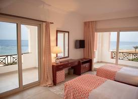 Oyster Bay Beach Suites 5