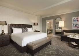 Fairmont Hotel Macdonald 4