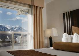 Ramada Golden 5