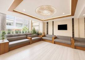 Queen Ann Hotel 5